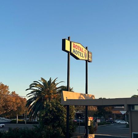 Royal Motel Tracy Exterior photo
